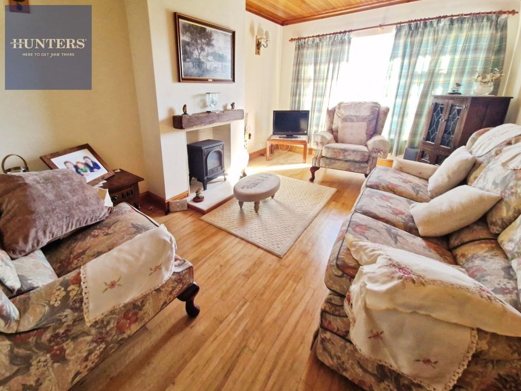 Property photo 2 of 12 4d84E6Ab-1000079497.Jpg