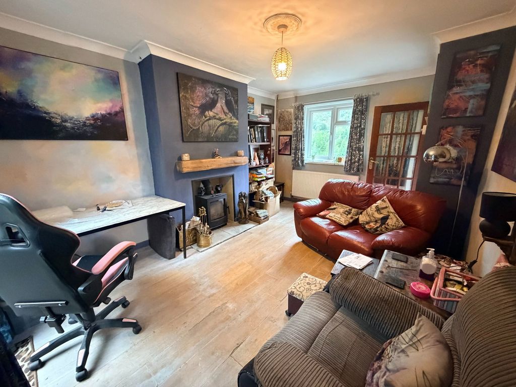 Property photo 3 of 21