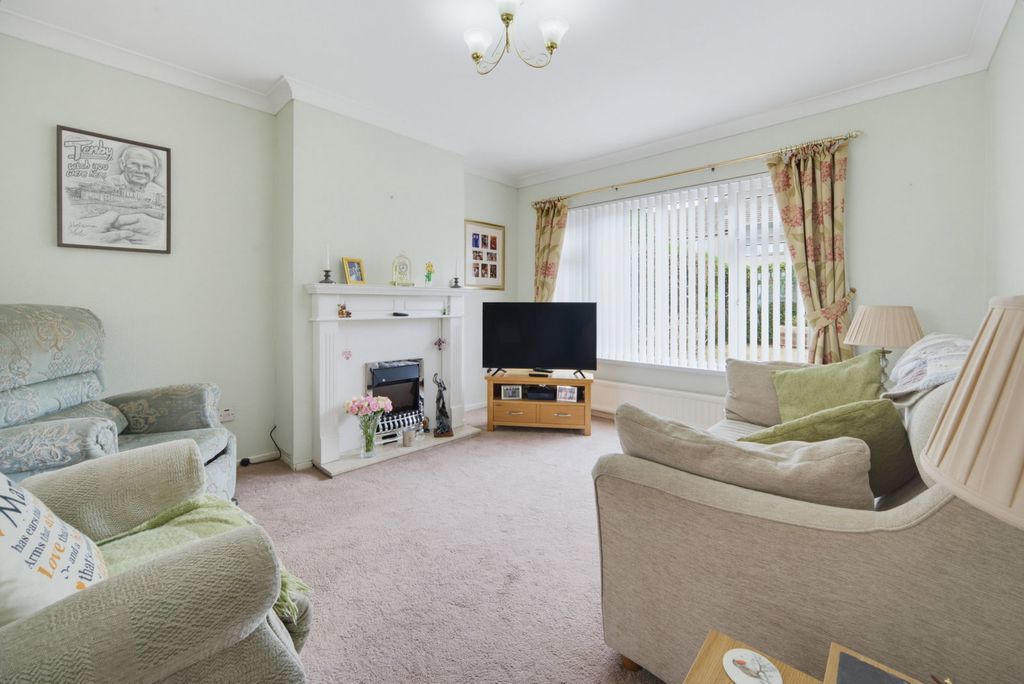 Property photo 3 of 26