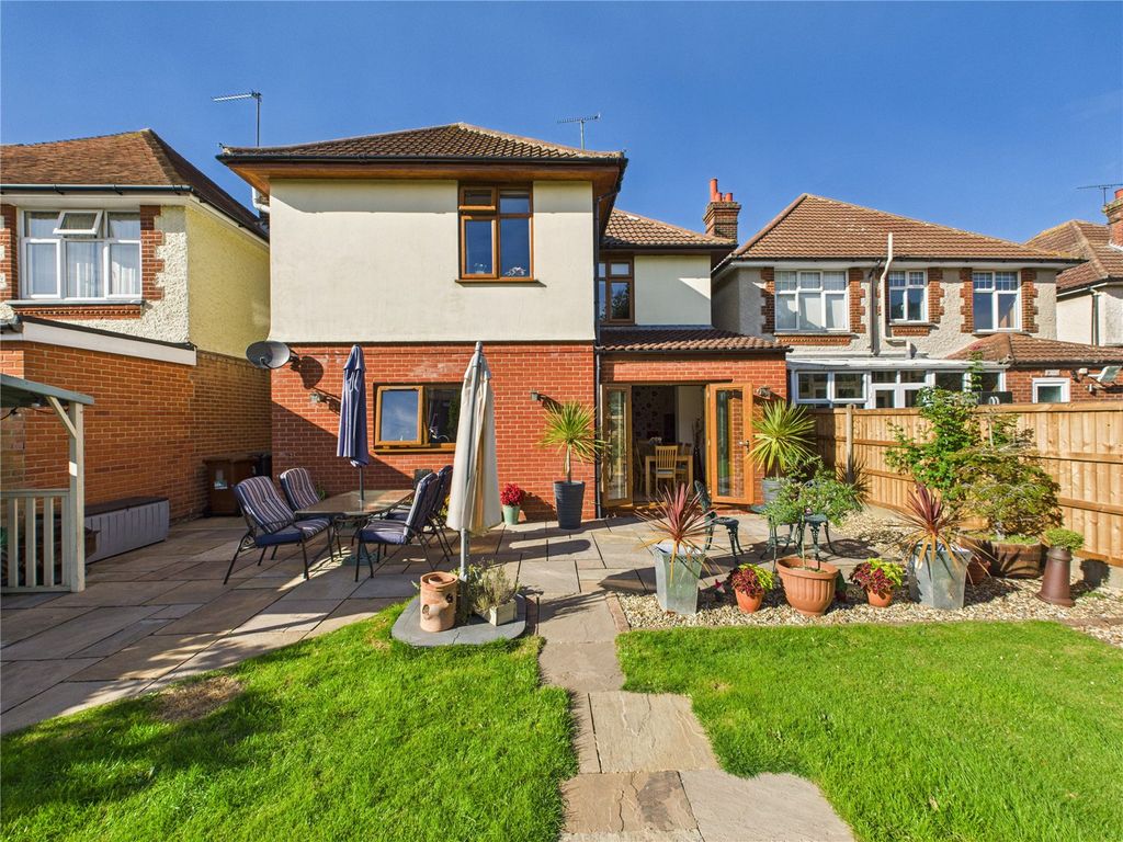 Property photo 3 of 32 Picture No. 31