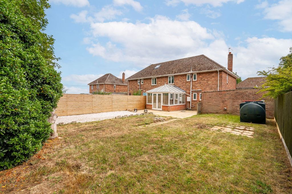 Property photo 1 of 23