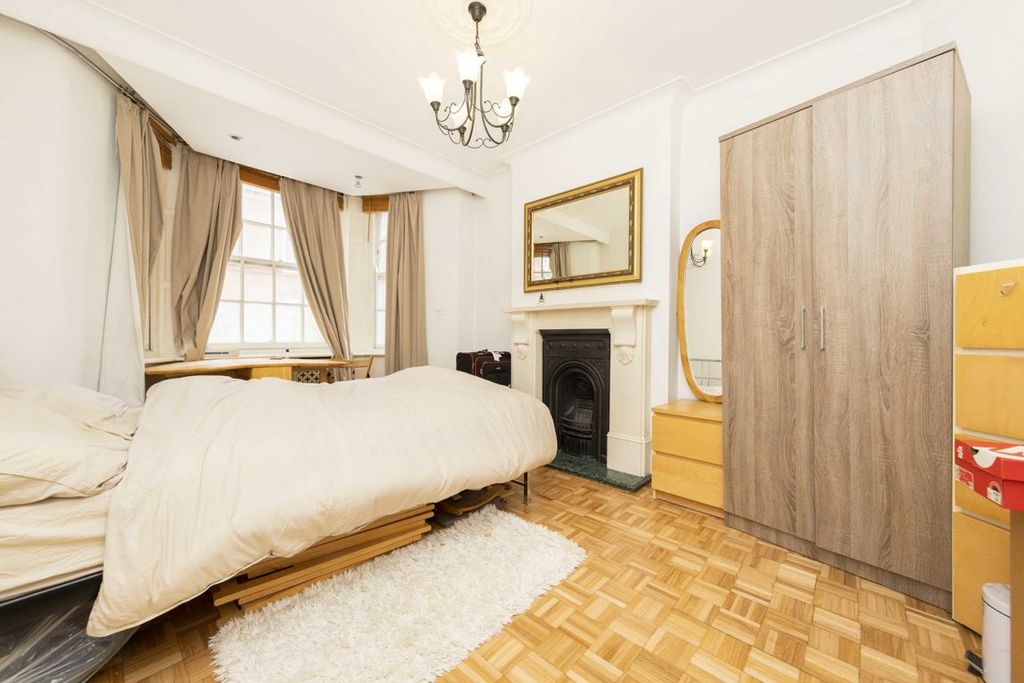 Property photo 3 of 8