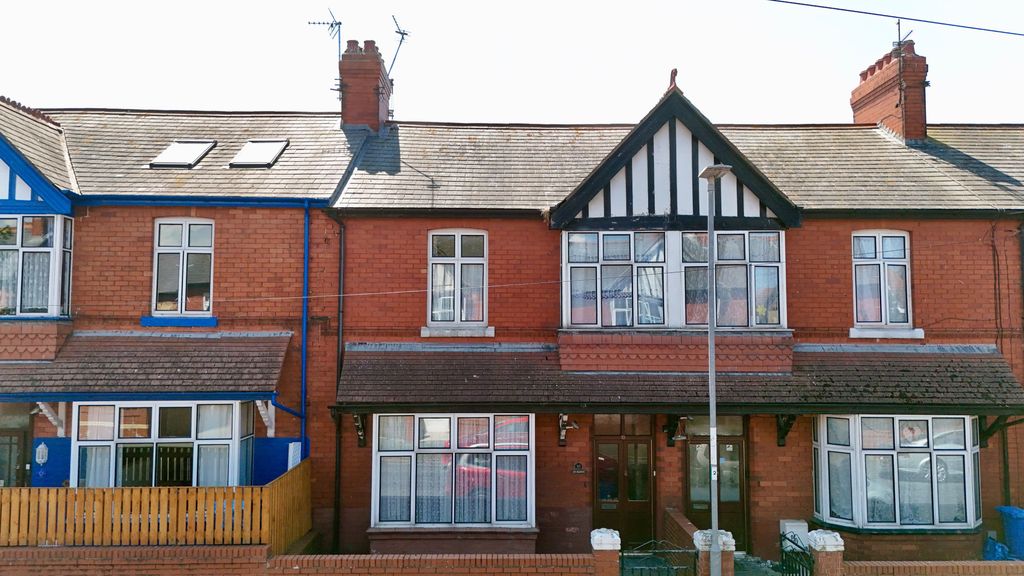 Property photo 1 of 27