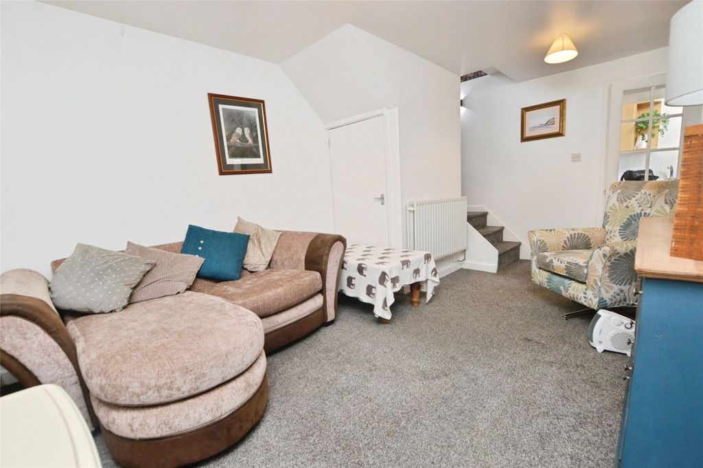 Property photo 2 of 7 2 - Picture No. 01