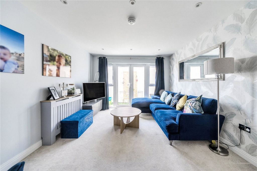 Property photo 2 of 10 Picture No. 03