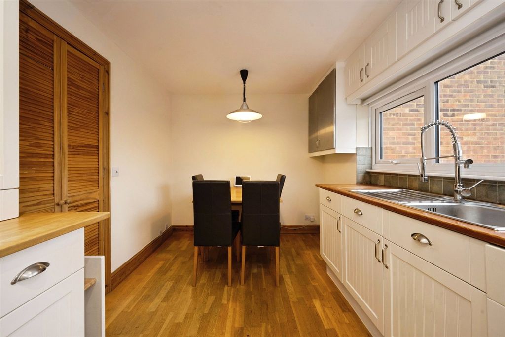 Property photo 3 of 16 Picture No. 25