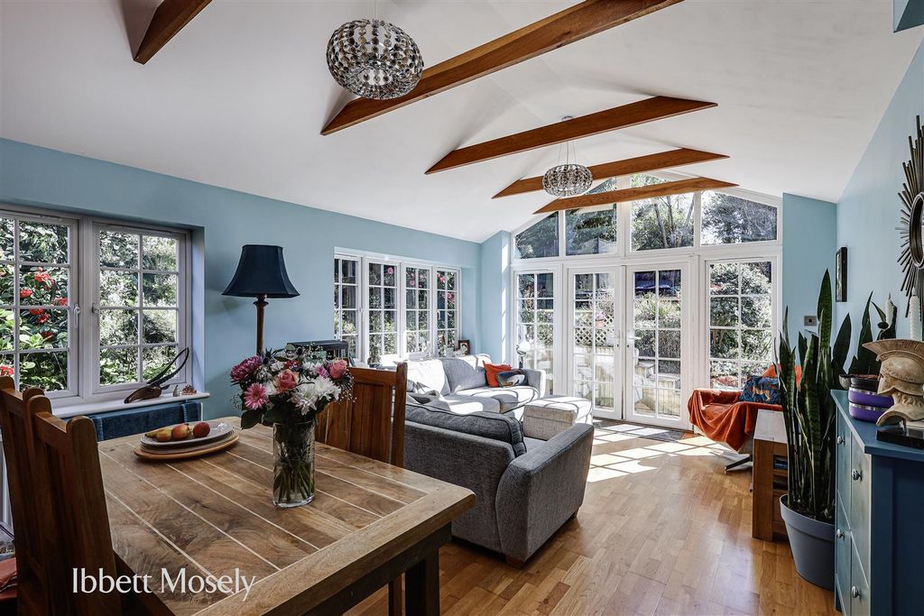 Property photo 2 of 14 5.Jpg