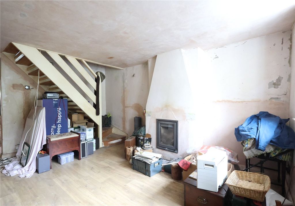 Property photo 2 of 8 Picture No. 04