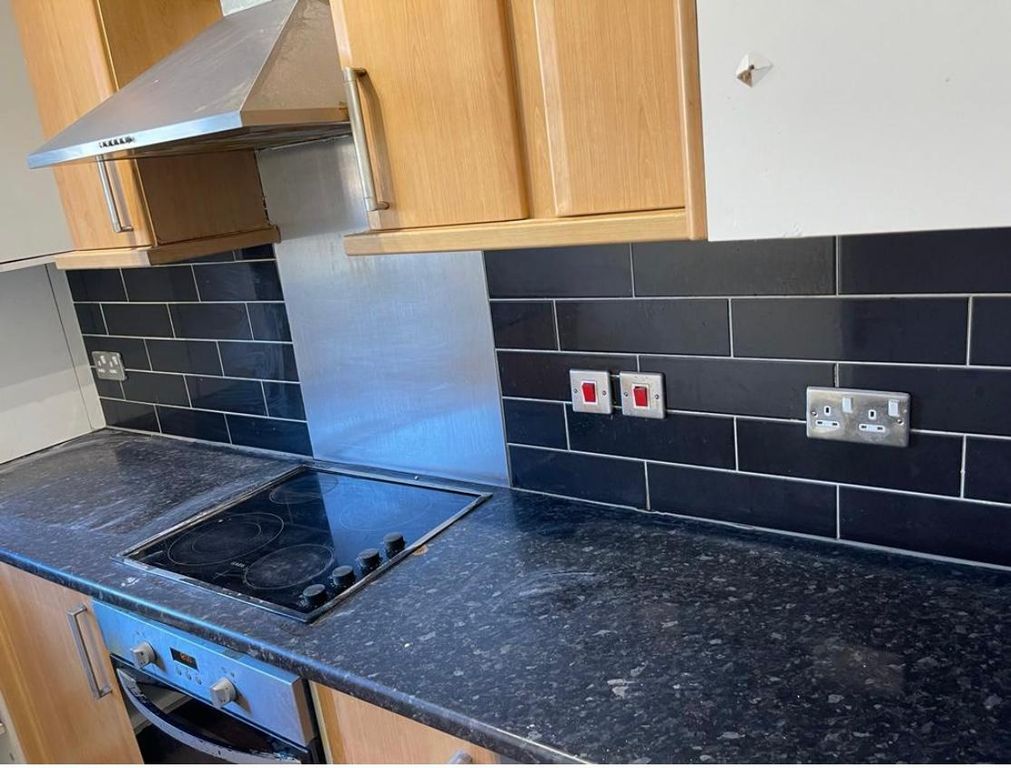 Property photo 3 of 4 Burnley Road .Jpeg