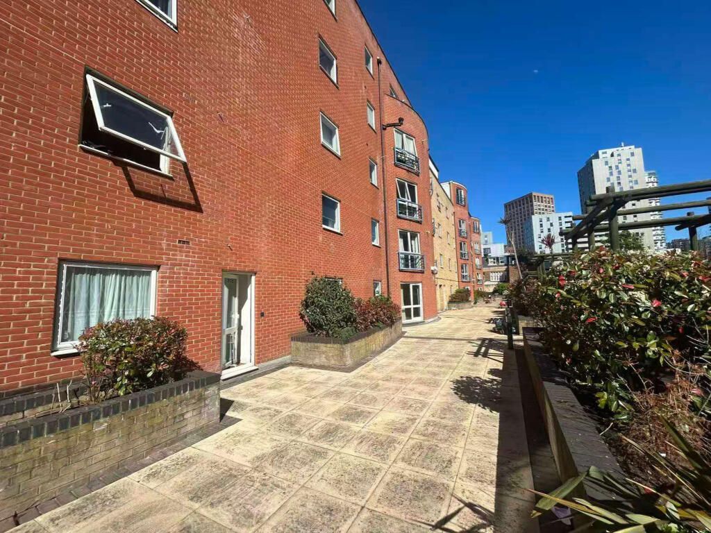 Property photo 3 of 3