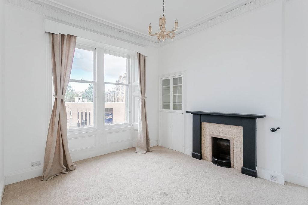 Property photo 3 of 26