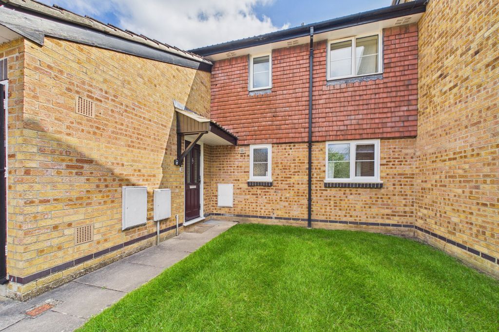 Property photo 1 of 5 Picture No. 05