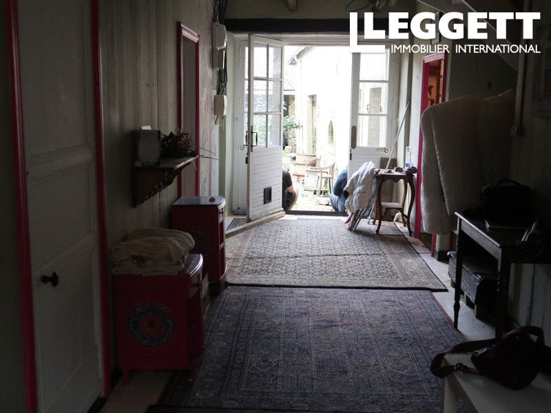 Property photo 2 of 10