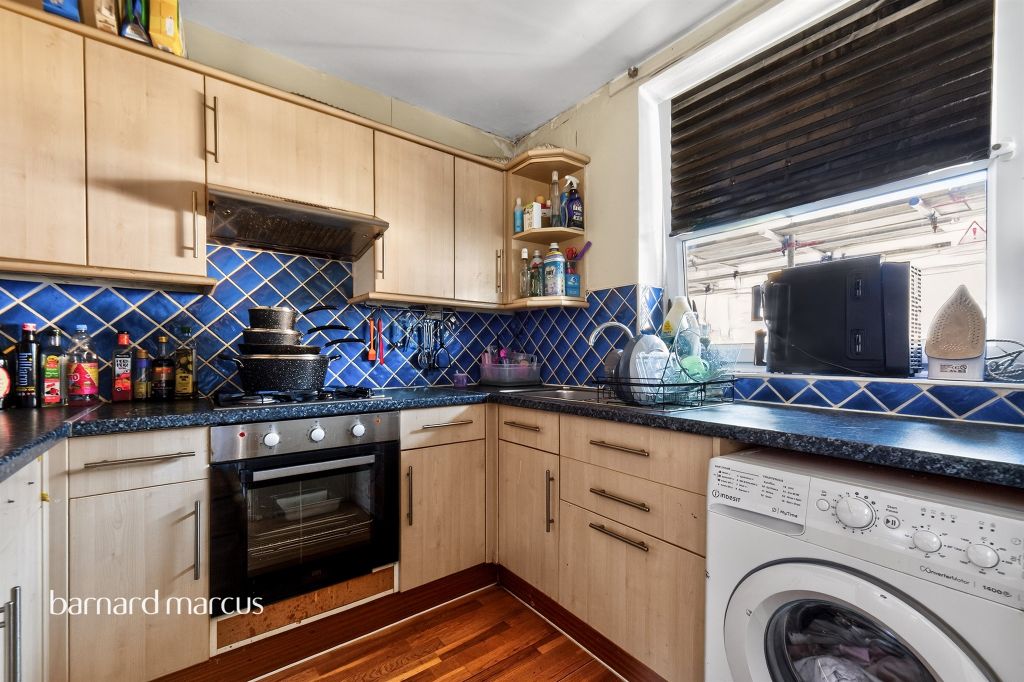 Property photo 2 of 9