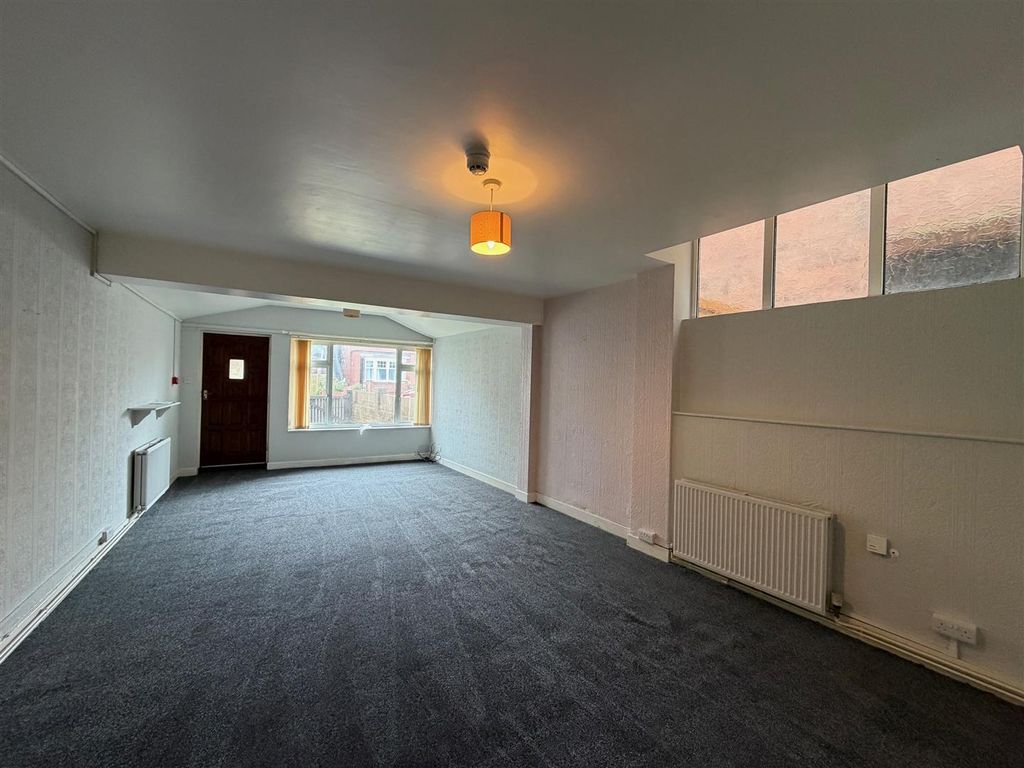 Property photo 2 of 7 Image005.Jpg