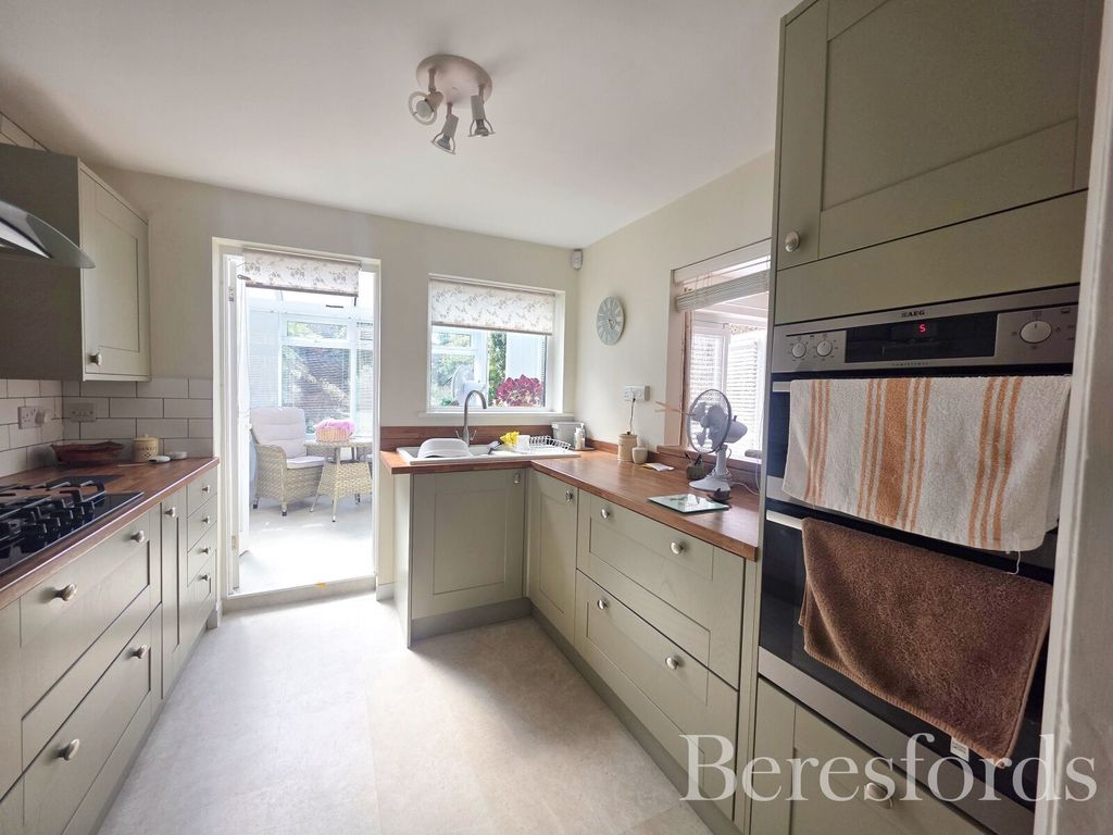 Property photo 2 of 8 Picture No. 06