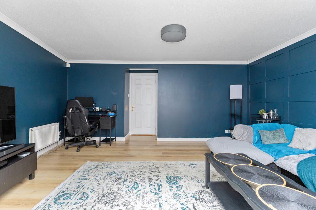 Property photo 3 of 11 Property Image 3
