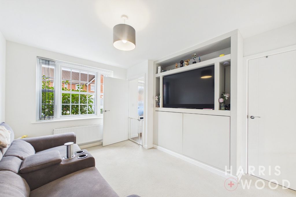 Property photo 3 of 16 5547533