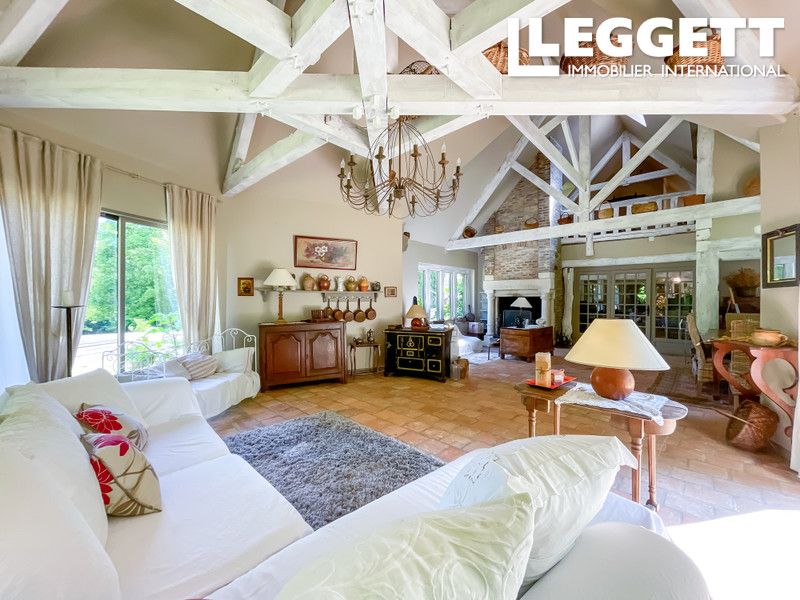 Property photo 3 of 10