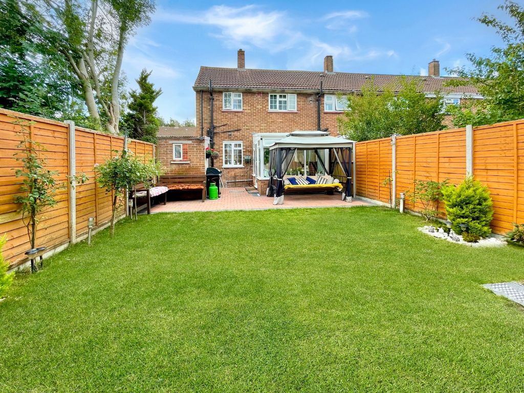 Property photo 2 of 14 4495121
