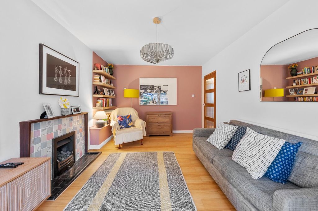 Property photo 2 of 15 Reception