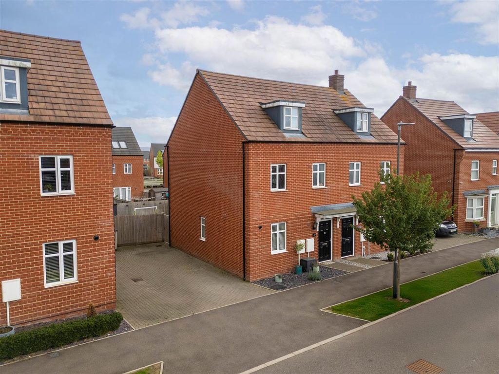 Property photo 1 of 18 Dji_0841-Hdr-Edit.Jpg