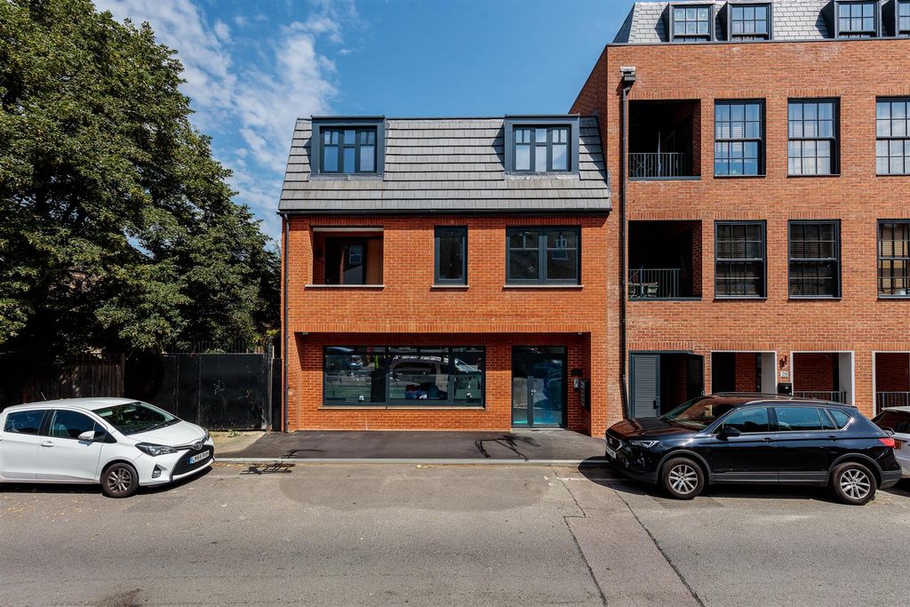 Property photo 2 of 12 094A7526-Edit.Jpg