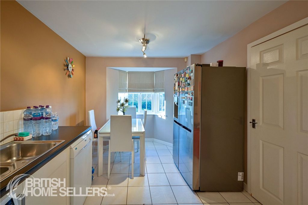 Property photo 3 of 25 Picture No. 11