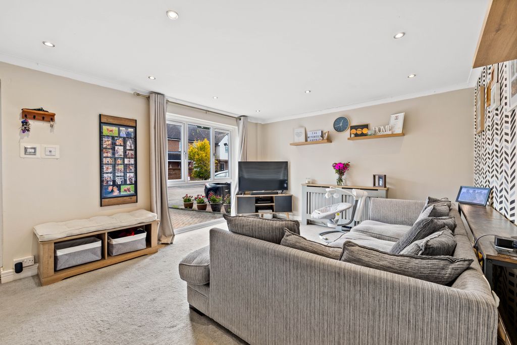 Property photo 3 of 15 Image1-7.Jpg