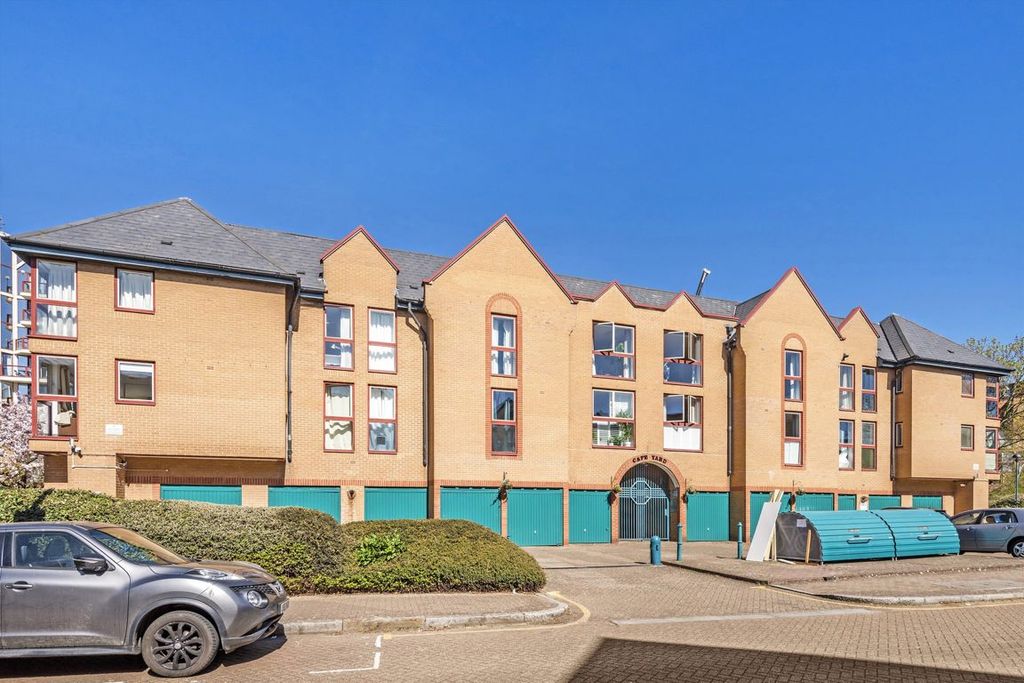 Property photo 1 of 6