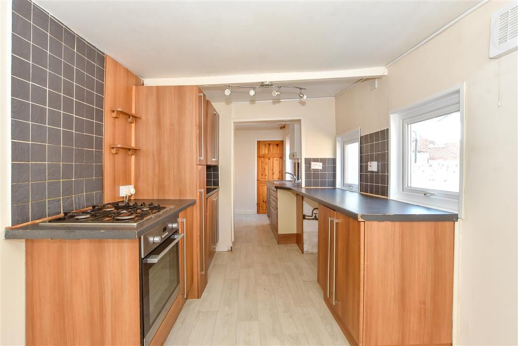 Property photo 1 of 5 Kitchen