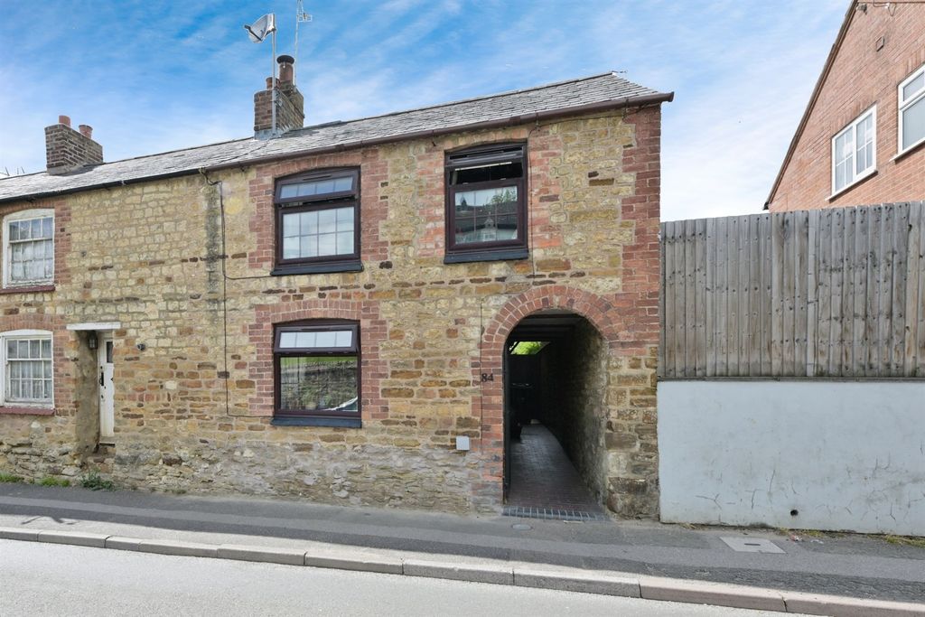 Property photo 1 of 13