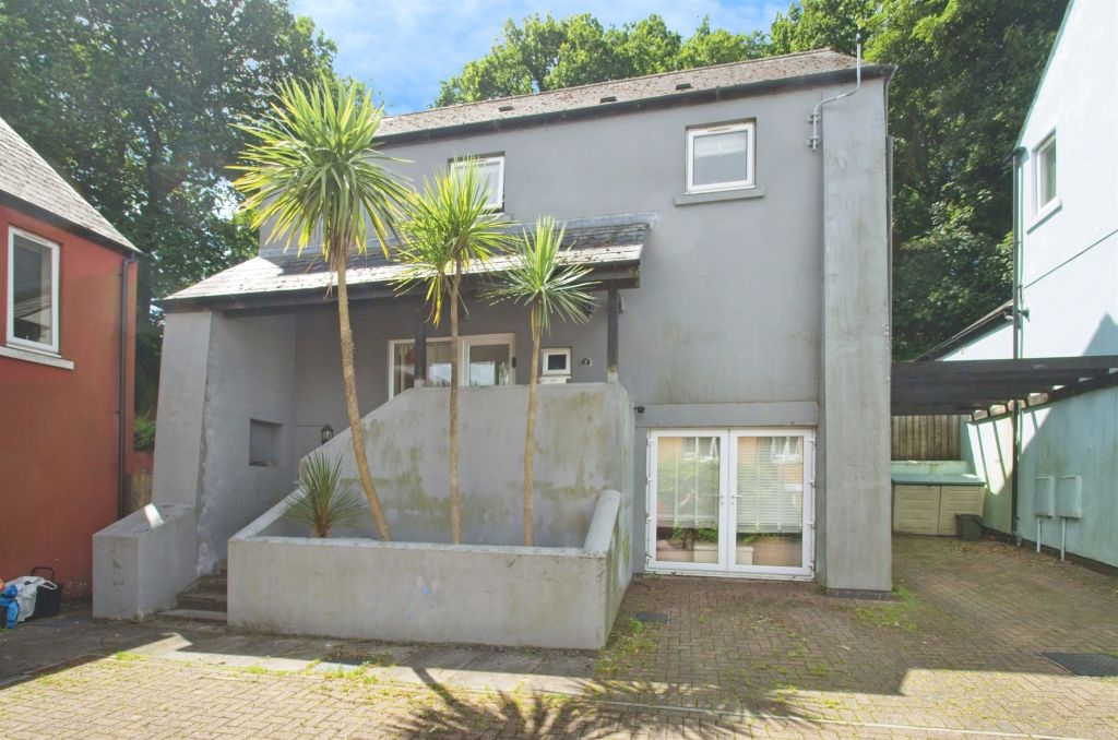 Property photo 3 of 26