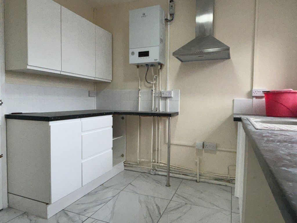 Property photo 2 of 7 Picture No. 04