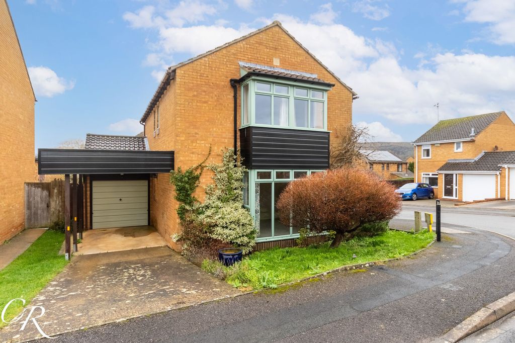 Property photo 1 of 19