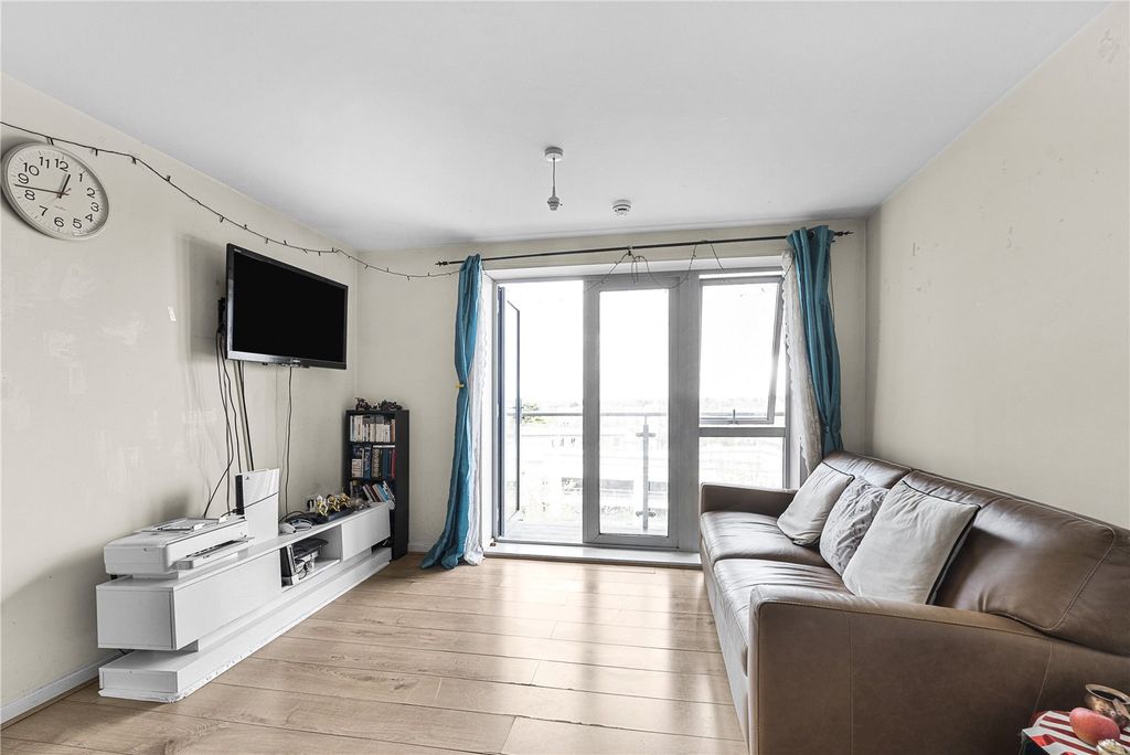 Property photo 3 of 18 Picture No. 03