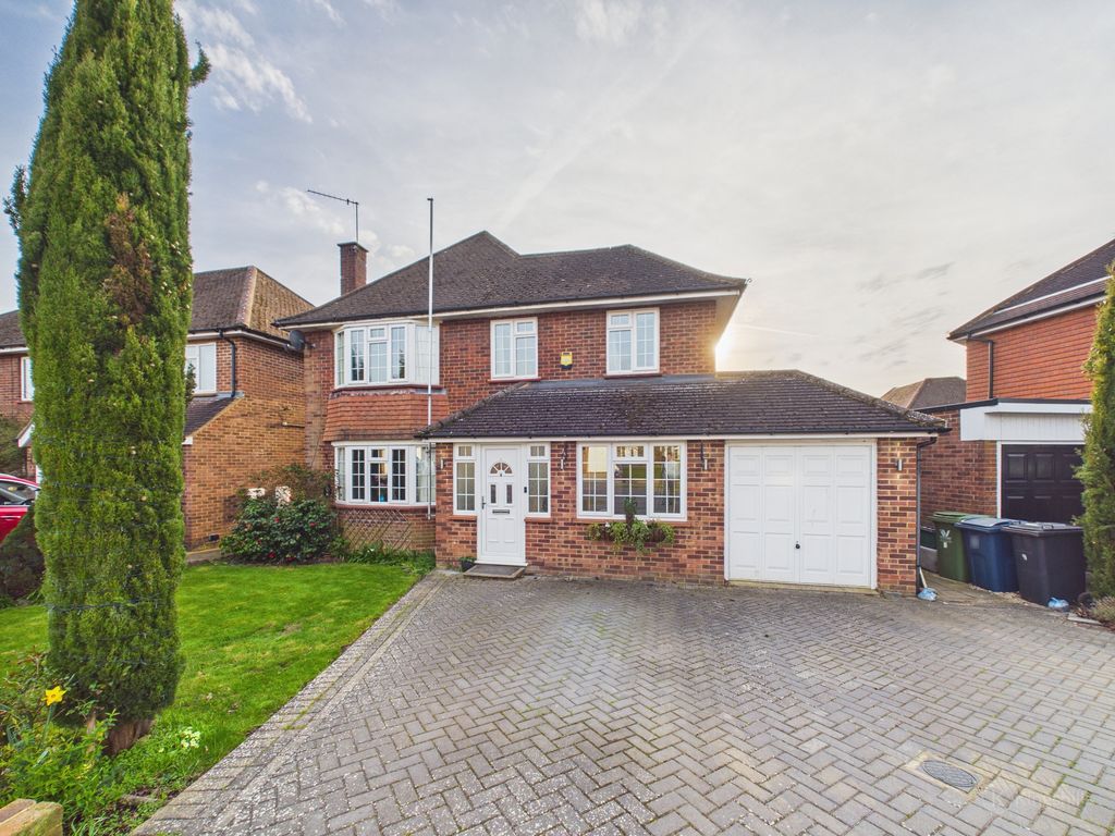 Property photo 1 of 18 Ashley Drive