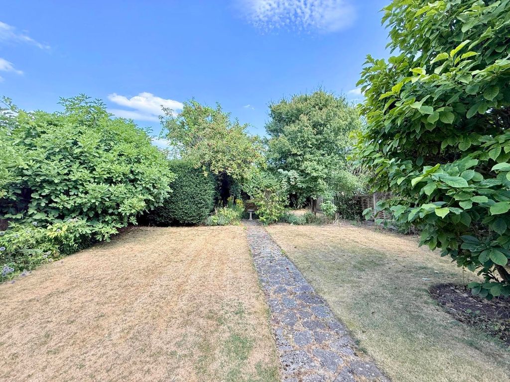 Property photo 3 of 18