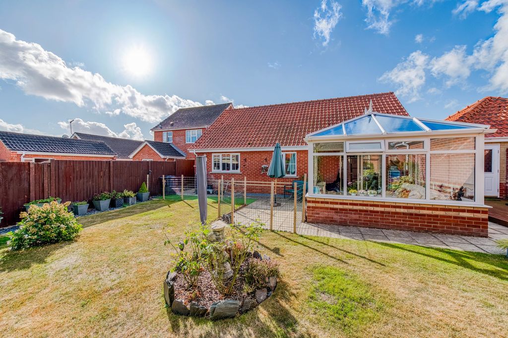 Property photo 1 of 21