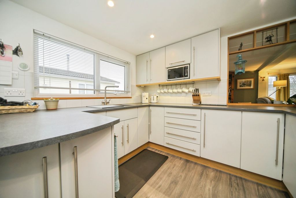 Property photo 3 of 19 Pbox-Img.Jpg