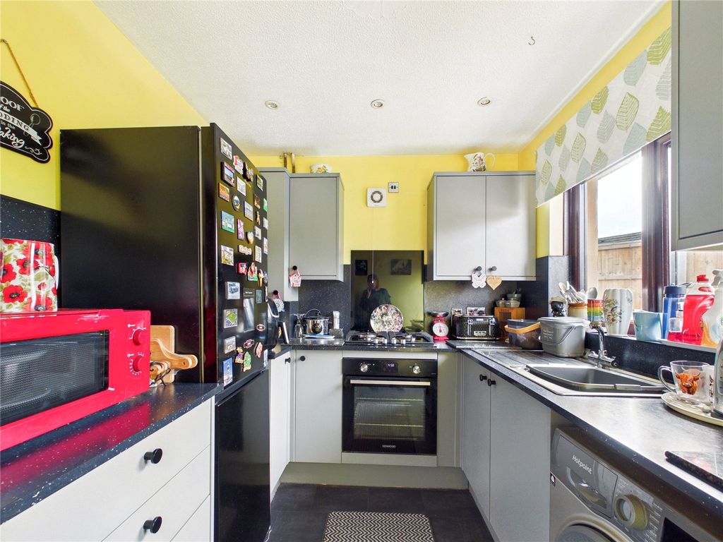 Property photo 3 of 14 Picture No. 10