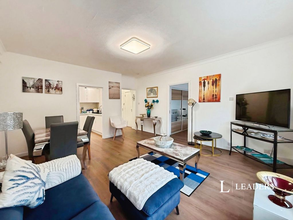 Property photo 3 of 12 Pbox-Img.Jpg