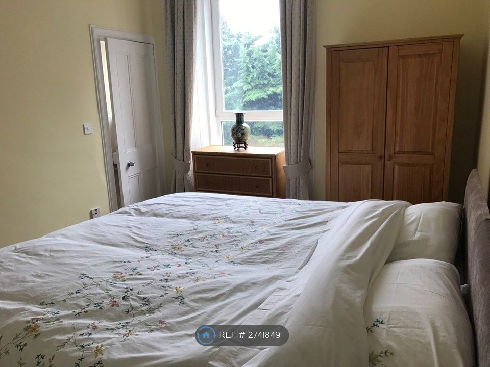 Property photo 1 of 2