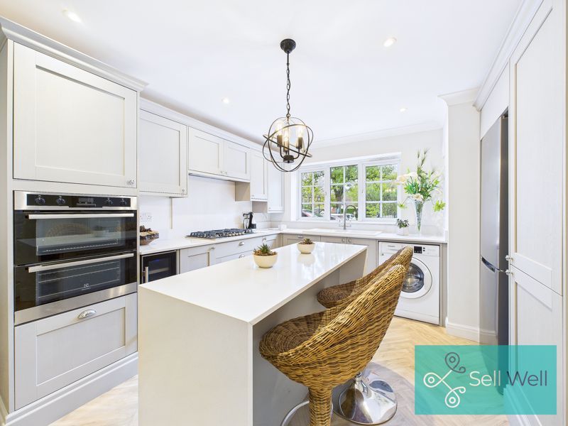 Property photo 3 of 32 Kitchen/Diner