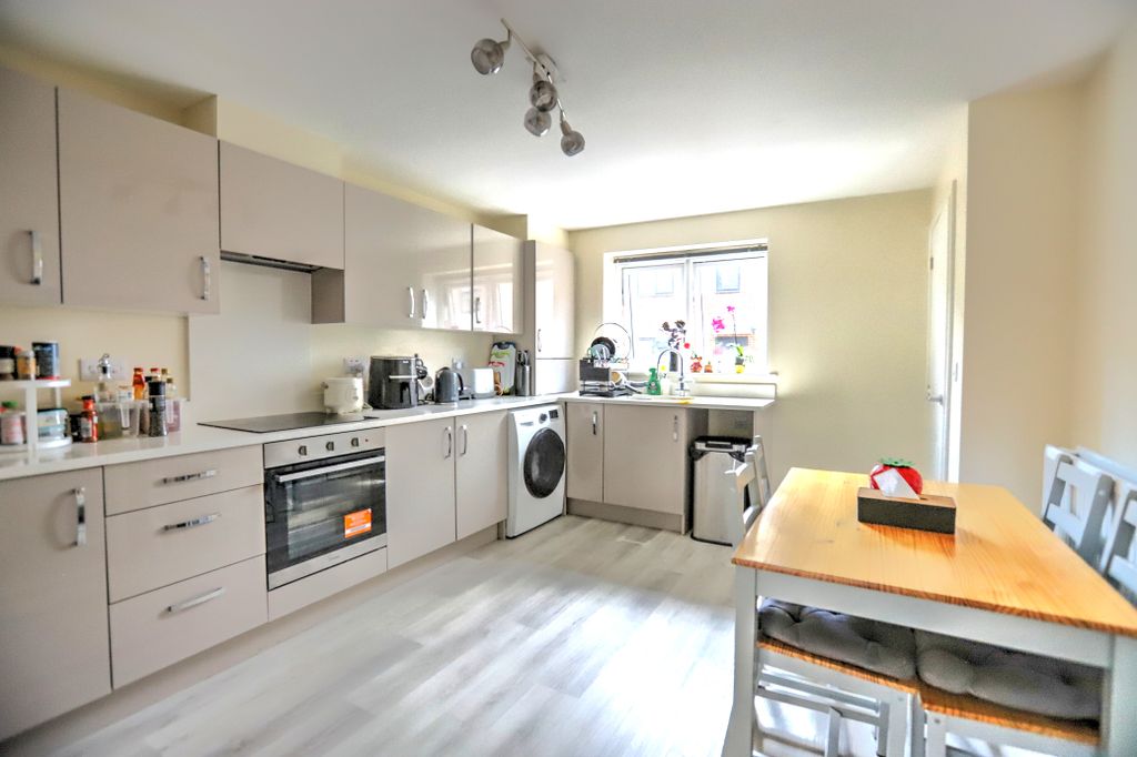 Property photo 3 of 18 Img_8414_5_6