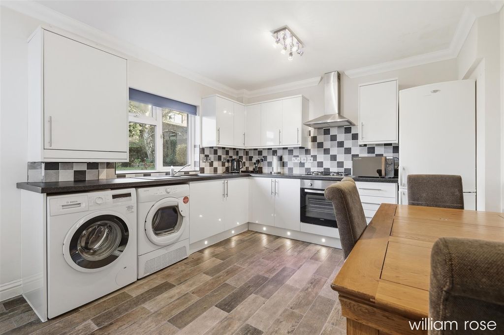 Property photo 2 of 11 Img_1171.Jpg