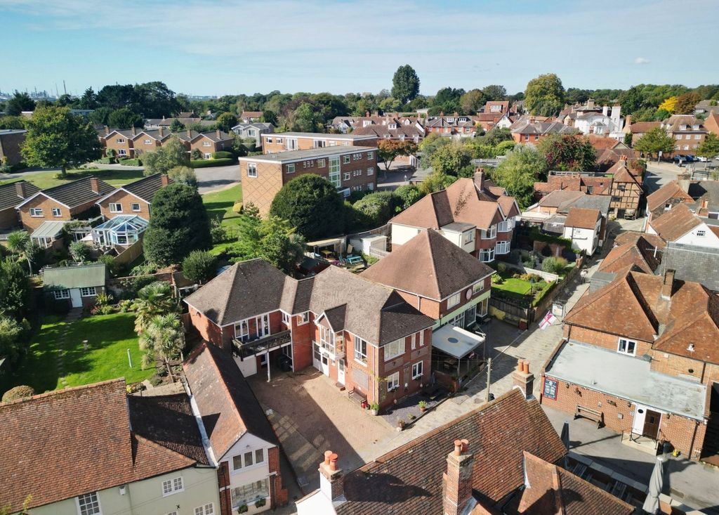 Property photo 1 of 22