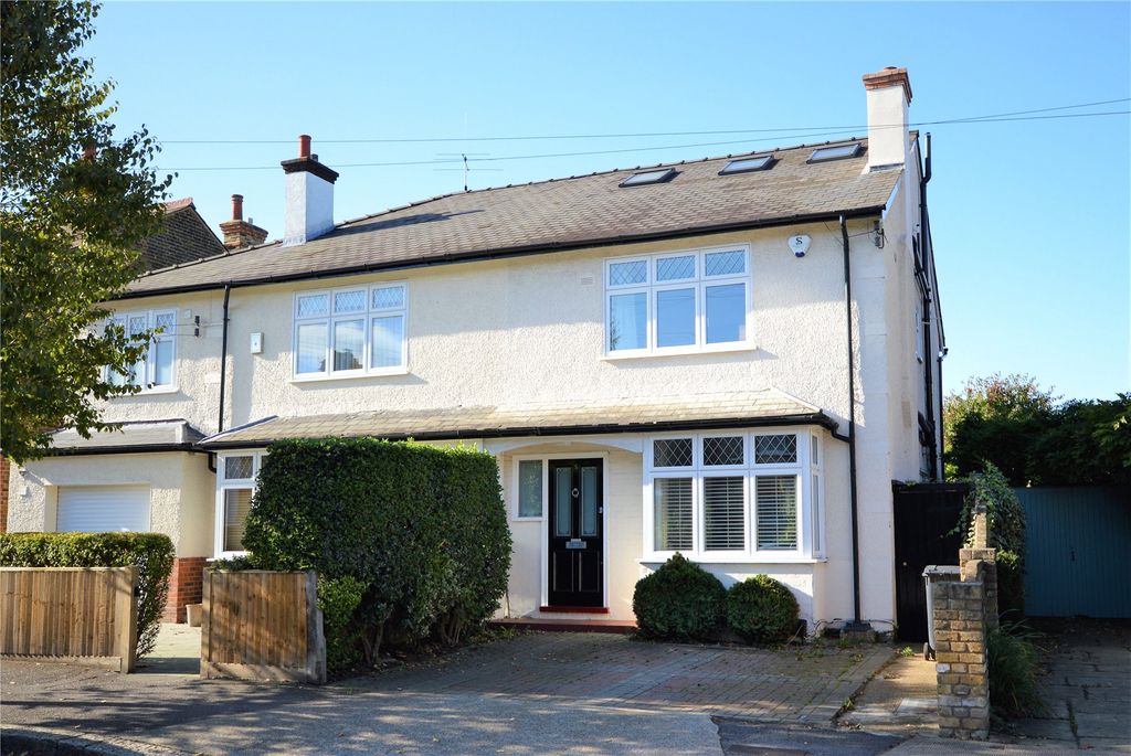Property photo 1 of 10 External View