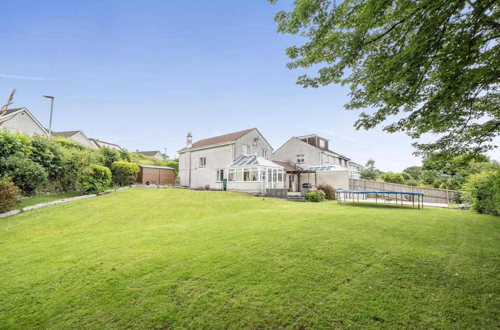 Property photo 1 of 18 1477917 (9)