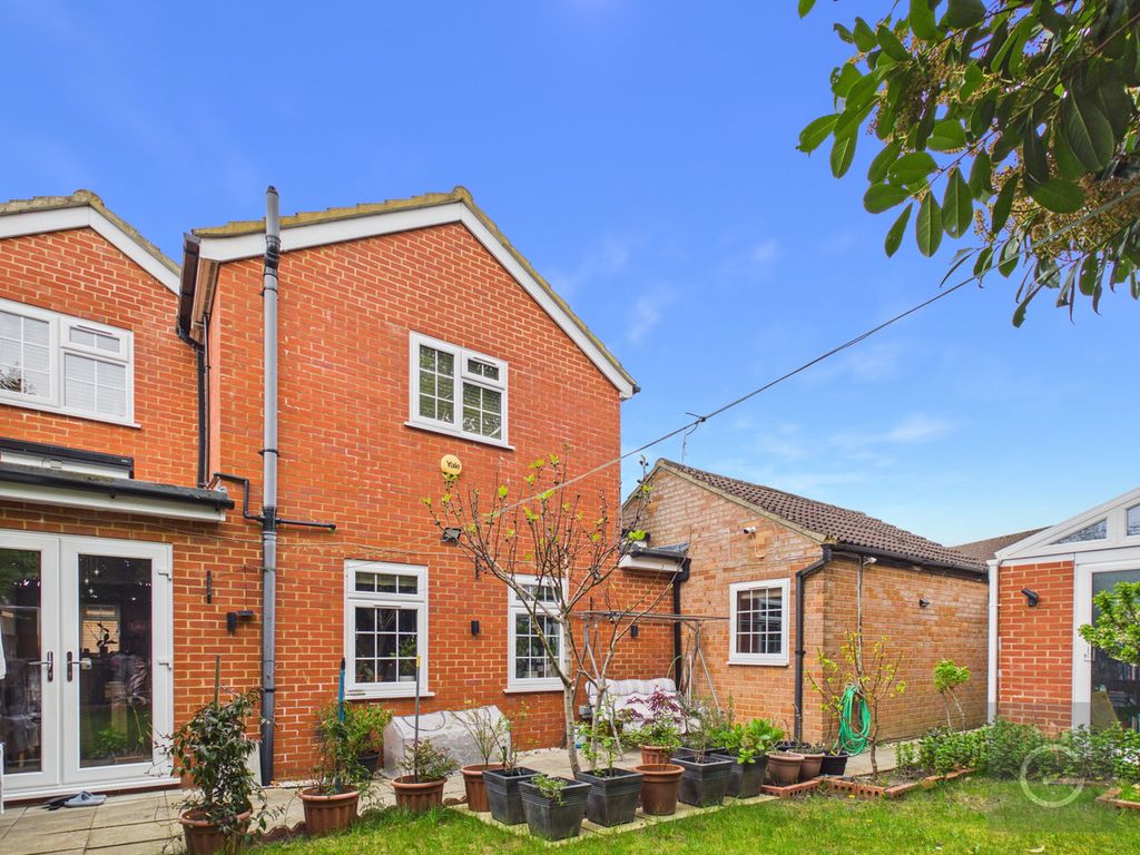 Property photo 2 of 17